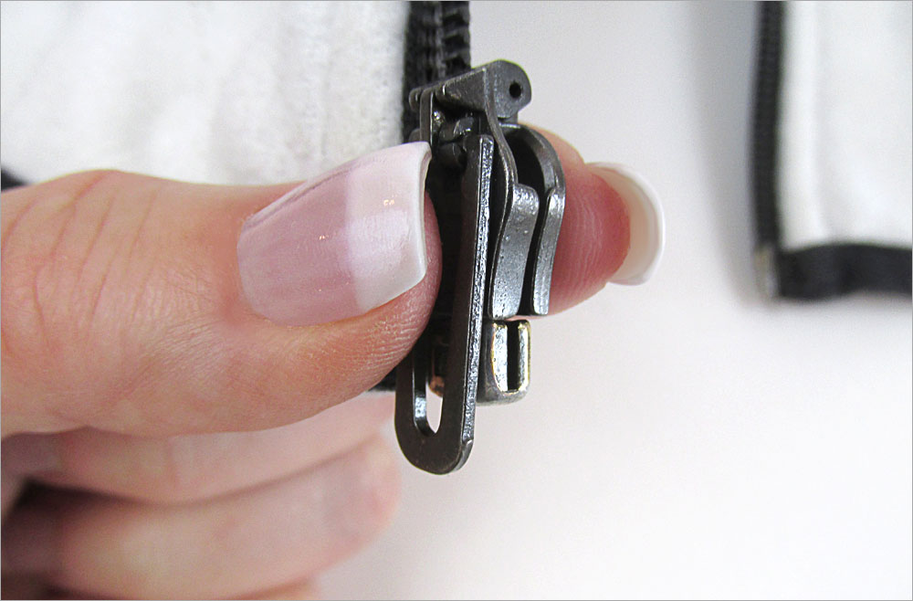 Repair A Broken Zipper Slider - Sew4Home